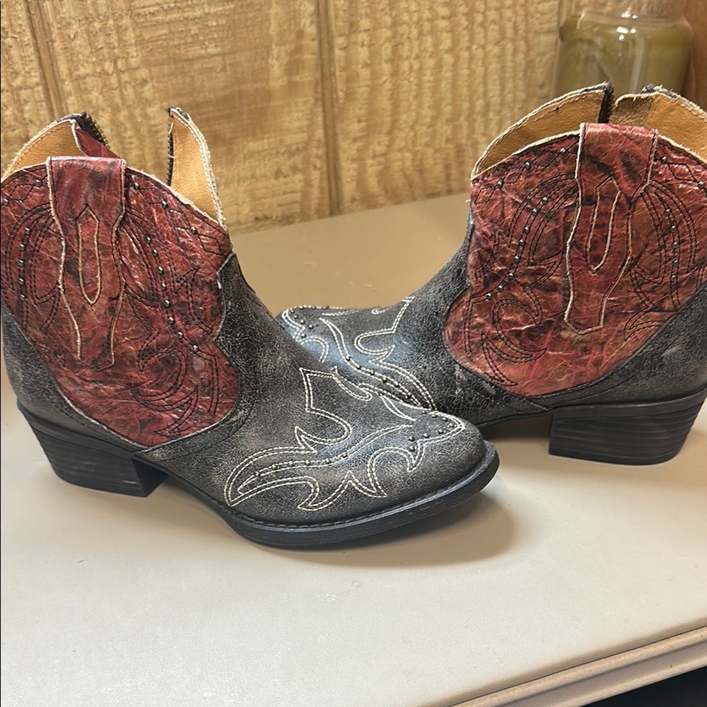 Red and Black Ankle Boots with Western Flair